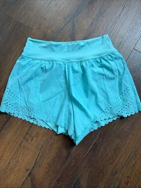 NWT Simply Southern Aqua Scalloped Edge Athletic Shorts size Small